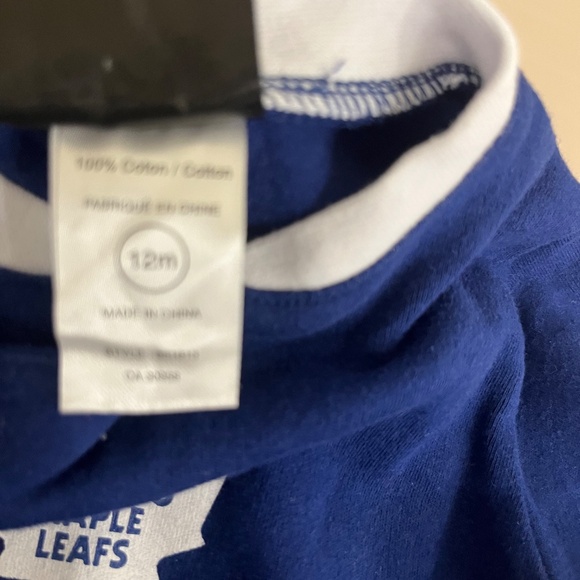 Toronto Maple Leafs - Onesie, Baby PJ 12 Months - Picture 4 of 4